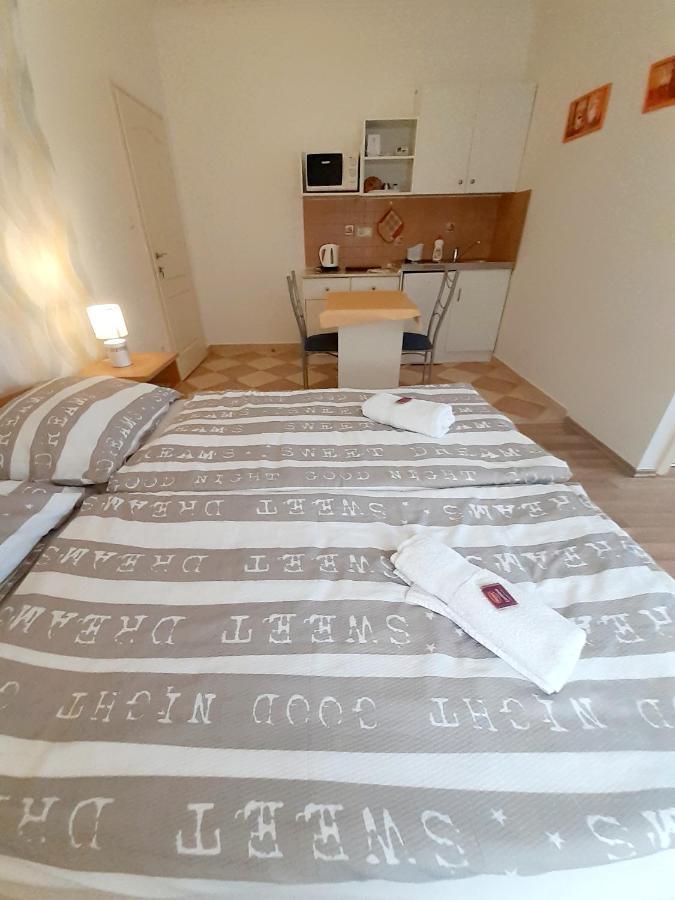 Petra Apartmanház Kehidakustány Kültér fotó