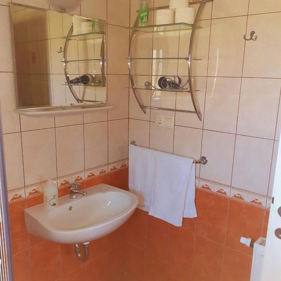 Petra Apartmanház Kehidakustány Kültér fotó