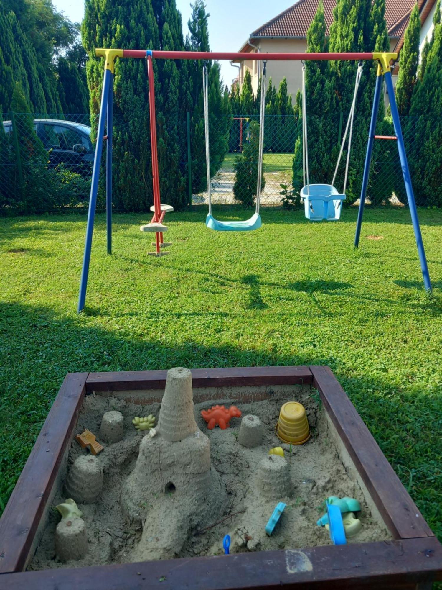 Petra Apartmanház Kehidakustány Kültér fotó