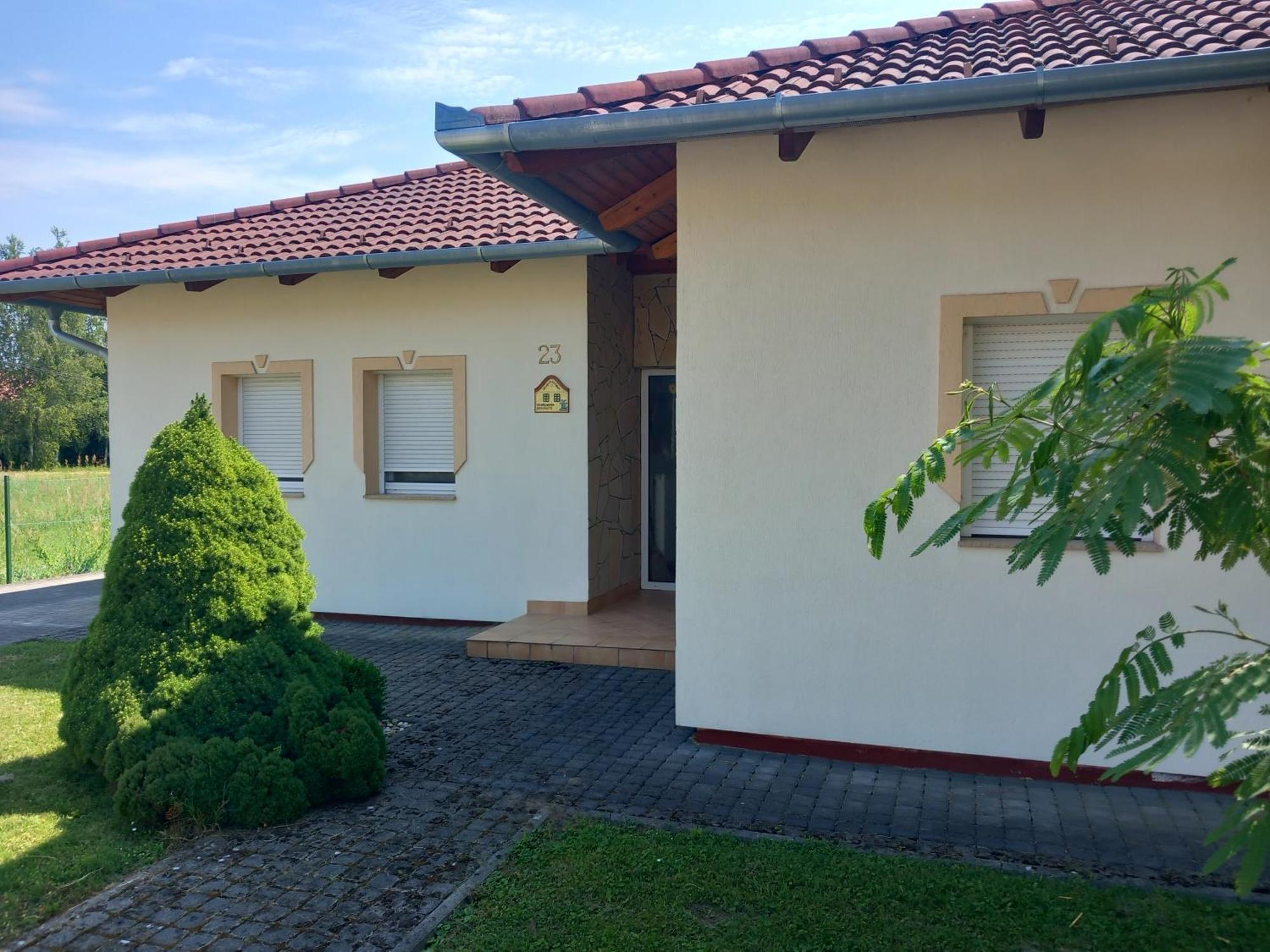 Petra Apartmanház Kehidakustány Kültér fotó